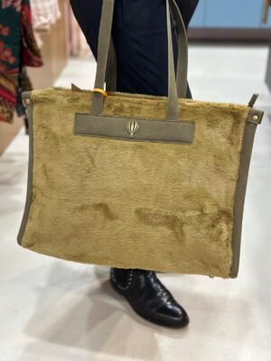 Le Voyage en Panier Calikaba Kaki